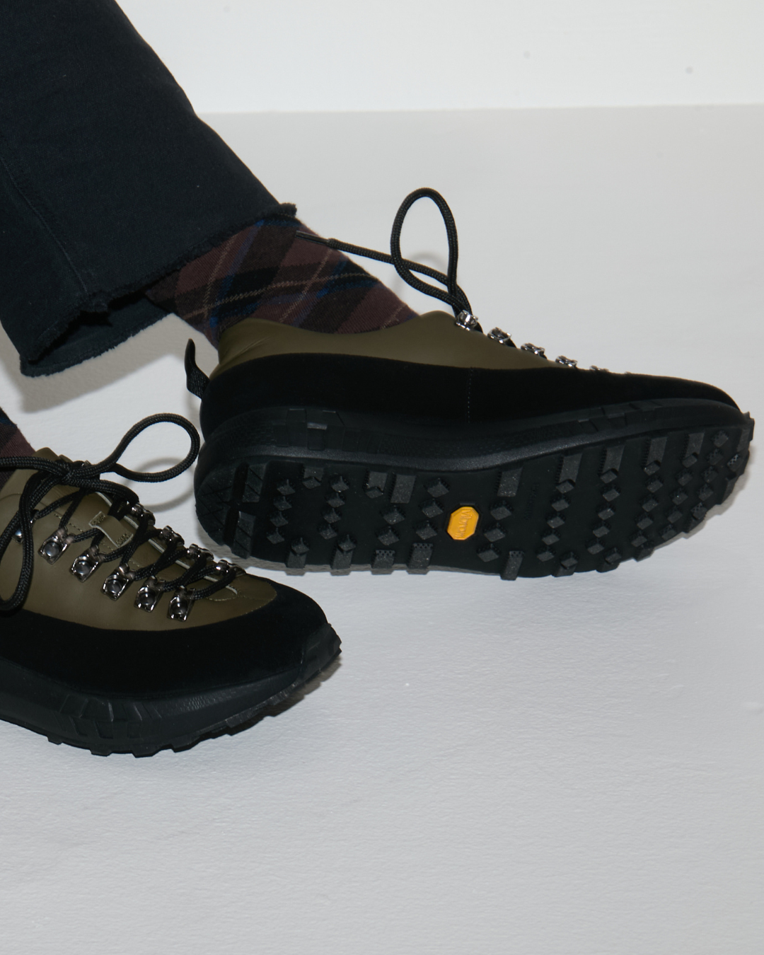 Jamie vibram hiker tennarit oliivi