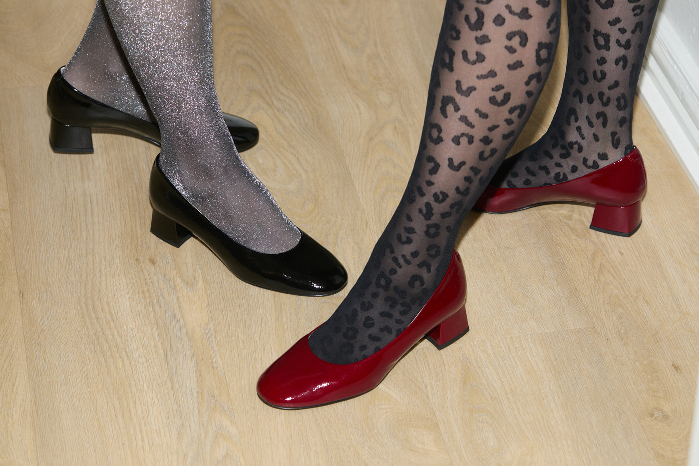 Aurore pump wrinkled patent black