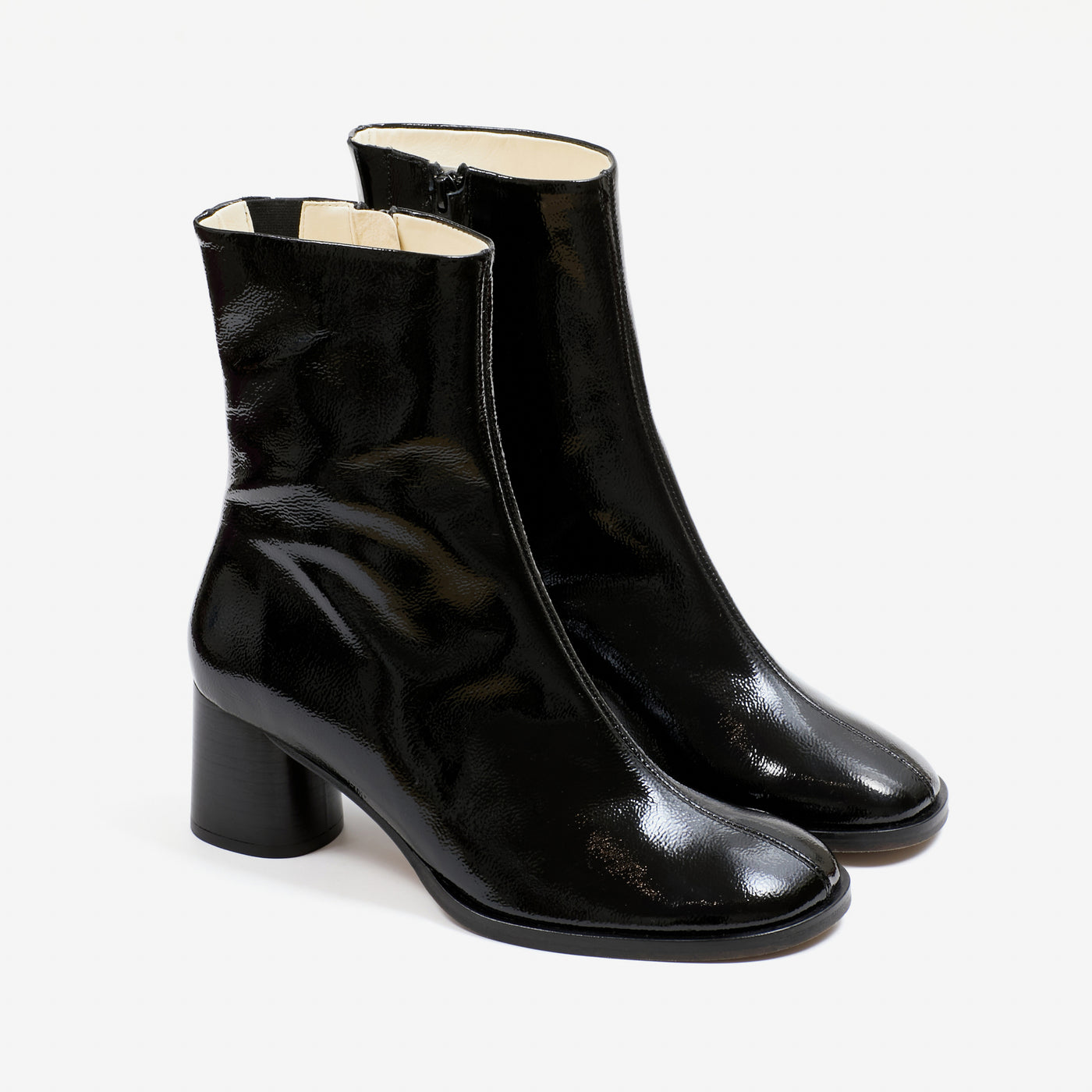 Joya boot patent black